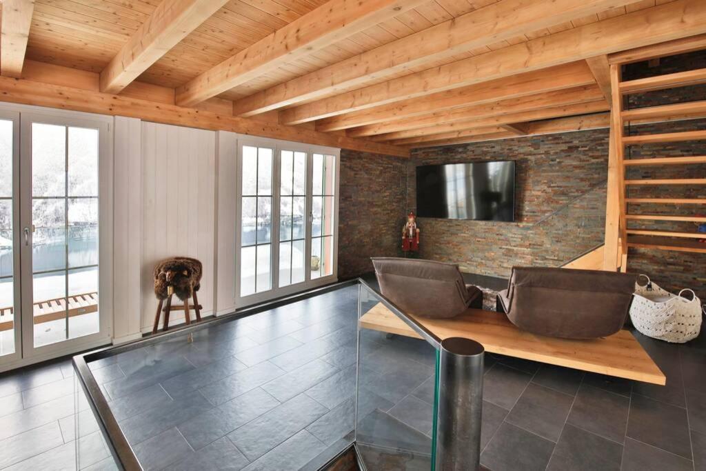 Exklusives Chalet Mit Traumhafter See- Und Bergsicht Seelisberg Dış mekan fotoğraf